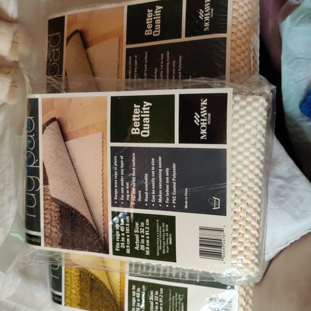 🎊2 Non-slip Rug pads 3 packs